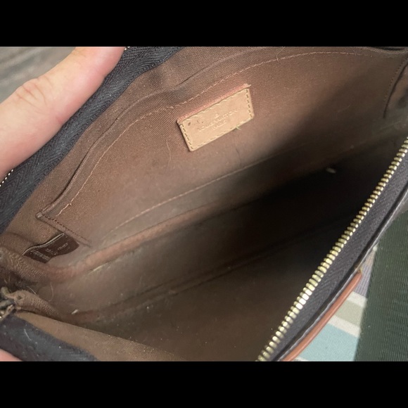 CROSSBODY POUCH WITH COIN PURSE- LOUIS VUITTON - Hunter green strap - Picture 5 of 10